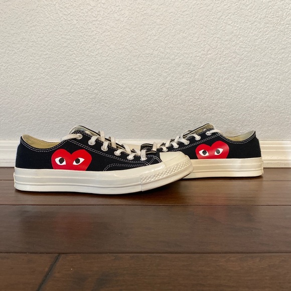 cdg low black